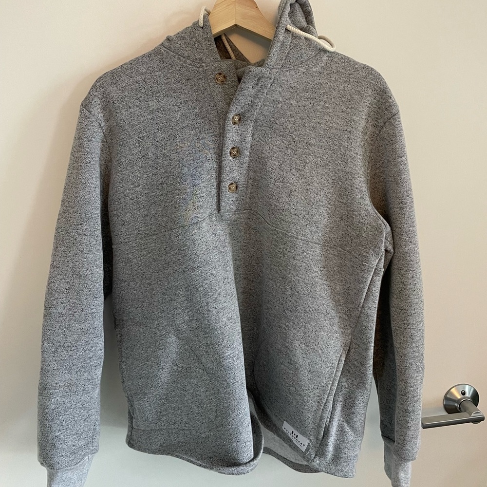 Cozy grey pullover